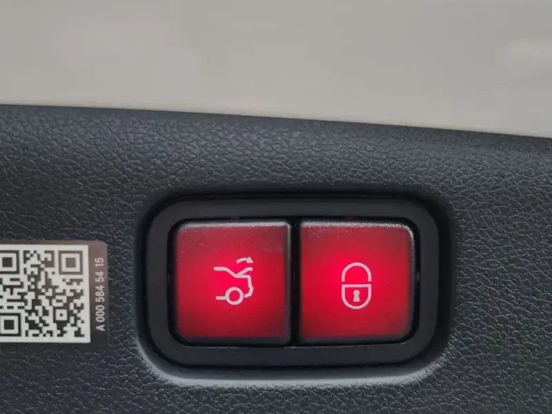 2024 Mercedes-Benz E-Класс с пробегом 12 514 км