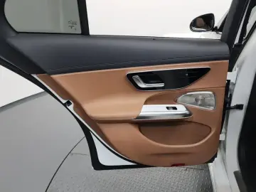 2024 Mercedes-Benz E-Класс с пробегом 12 514 км