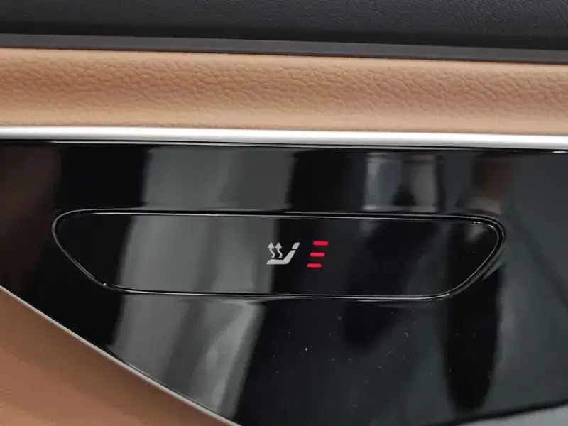 2024 Mercedes-Benz E-Класс с пробегом 12 514 км