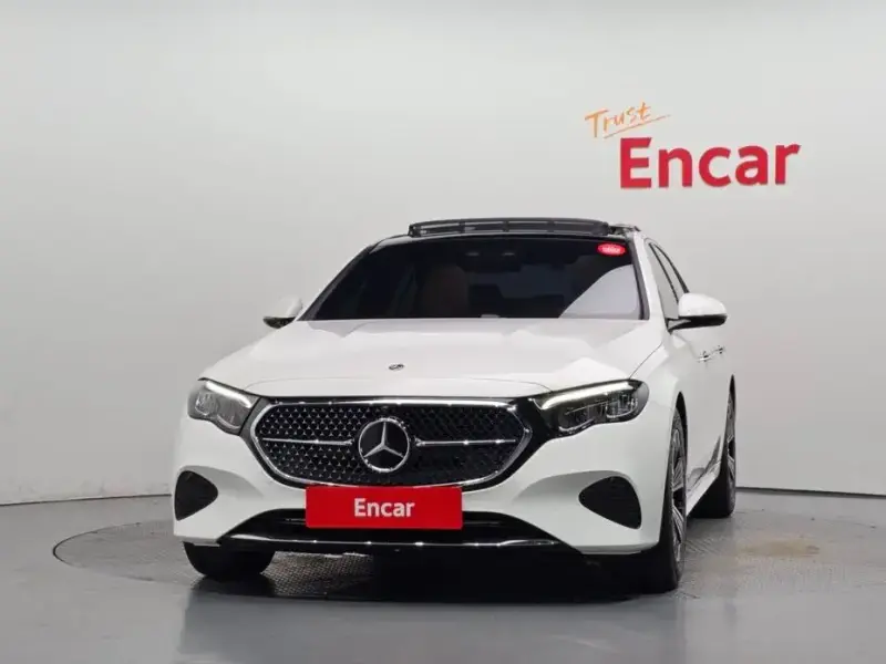 2025 Mercedes-Benz E-Класс с пробегом 9 717 км