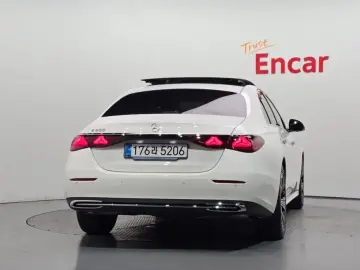 2025 Mercedes-Benz E-Класс с пробегом 9 717 км