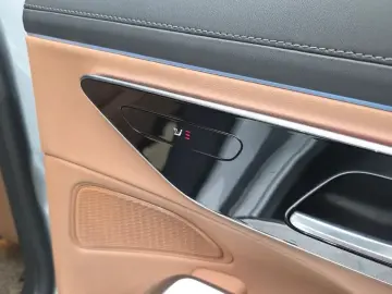 2024 Mercedes-Benz E-Класс с пробегом 18 510 км