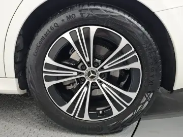 2025 Mercedes-Benz E-Класс с пробегом 9 717 км