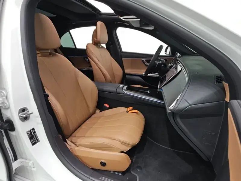 2025 Mercedes-Benz E-Класс с пробегом 9 717 км