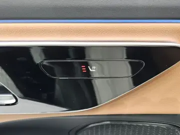 2025 Mercedes-Benz E-Класс с пробегом 9 717 км