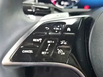 2025 Mercedes-Benz E-Класс с пробегом 9 717 км