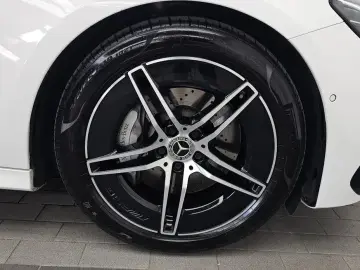 2026 Mercedes-Benz E-Класс с пробегом 14 397 км