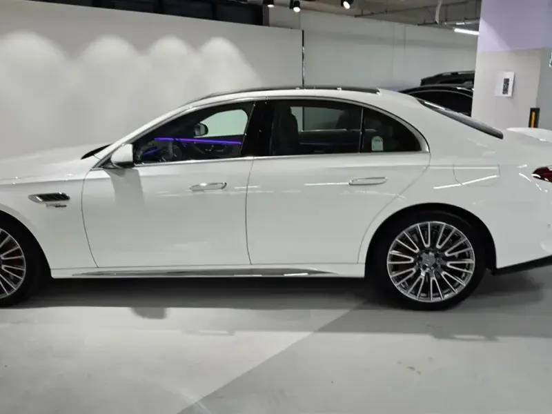 2026 Mercedes-Benz E-Класс с пробегом 4 072 км