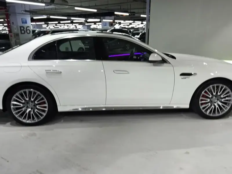 2026 Mercedes-Benz E-Класс с пробегом 4 072 км