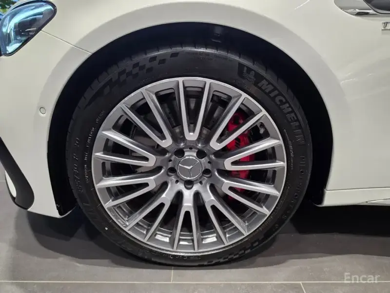 2025 Mercedes-Benz E-Класс с пробегом 6 588 км