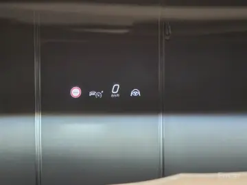 2025 Mercedes-Benz E-Класс с пробегом 6 588 км