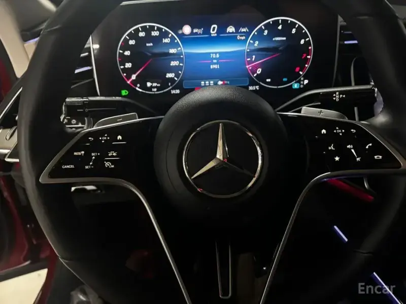 2025 Mercedes-Benz E-Класс с пробегом 8 901 км
