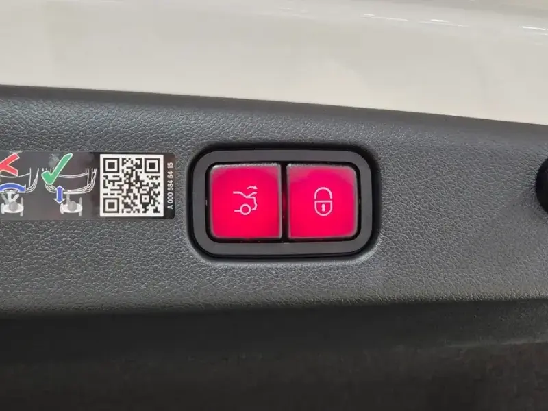 2025 Mercedes-Benz E-Класс с пробегом 2 510 км