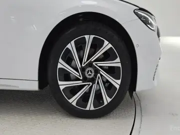2025 Mercedes-Benz E-Класс с пробегом 6 777 км