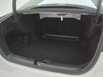 2025 Mercedes-Benz E-Класс с пробегом 6 777 км