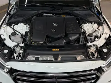 2025 Mercedes-Benz E-Класс с пробегом 1 250 км