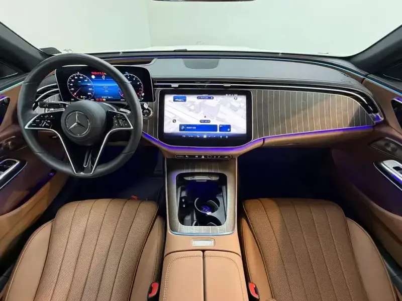 2025 Mercedes-Benz E-Класс с пробегом 1 250 км