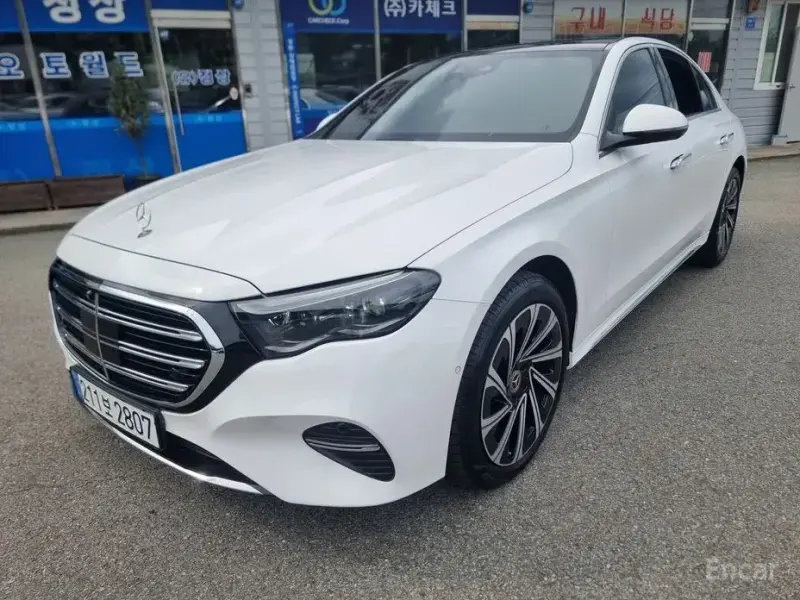 2024 Mercedes-Benz E-Класс с пробегом 14 000 км