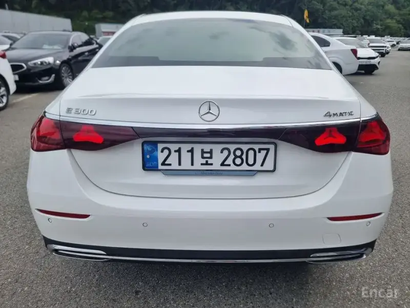 2024 Mercedes-Benz E-Класс с пробегом 14 000 км