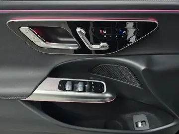 2025 Mercedes-Benz E-Класс с пробегом 9 684 км