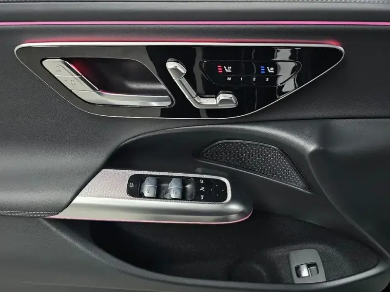 2025 Mercedes-Benz E-Класс с пробегом 9 684 км