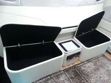 2020 Mercedes-Benz V-Класс с пробегом 30 652 км