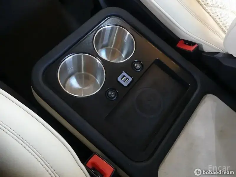 2020 Mercedes-Benz V-Класс с пробегом 30 652 км