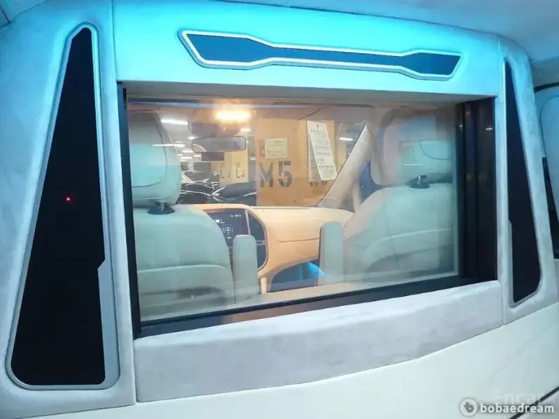 2020 Mercedes-Benz V-Класс с пробегом 30 652 км