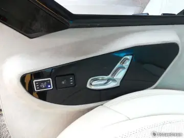 2020 Mercedes-Benz V-Класс с пробегом 30 652 км