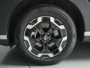2025 Hyundai Santa Fe с пробегом 21 005 км