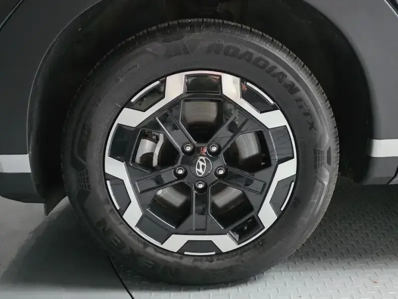 2025 Hyundai Santa Fe с пробегом 21 005 км