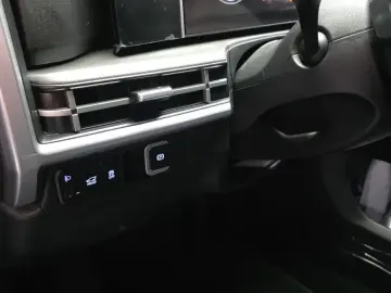 2025 Hyundai Santa Fe с пробегом 21 005 км
