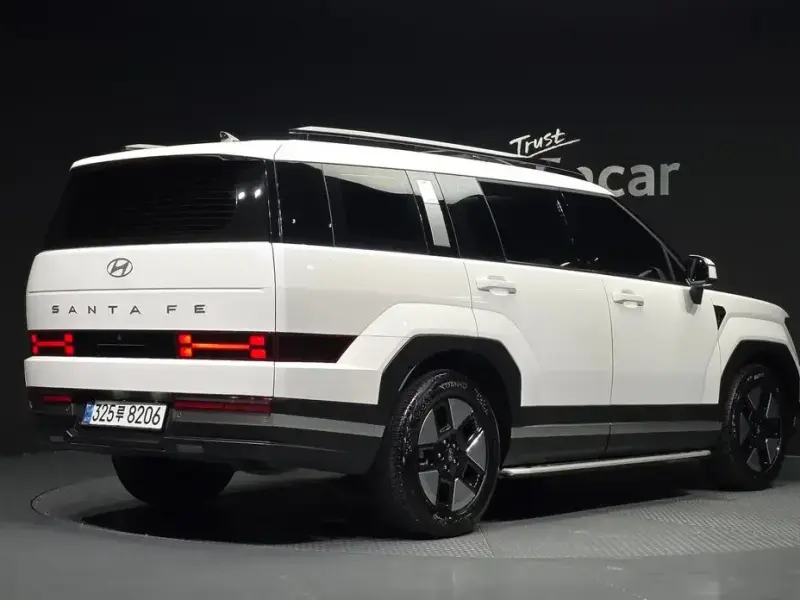 2024 Hyundai Santa Fe с пробегом 9 046 км