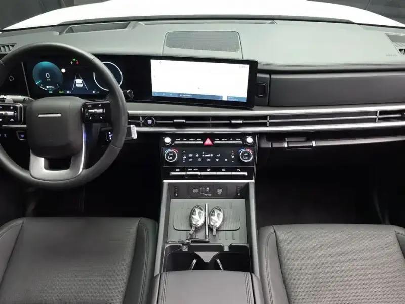 2024 Hyundai Santa Fe с пробегом 9 046 км