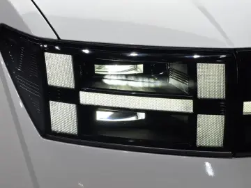 2024 Hyundai Santa Fe с пробегом 9 046 км