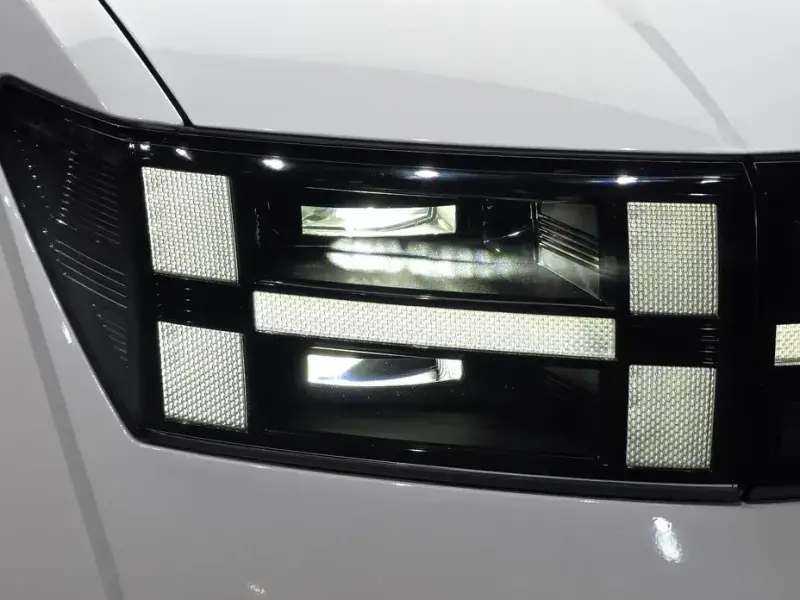 2024 Hyundai Santa Fe с пробегом 9 046 км