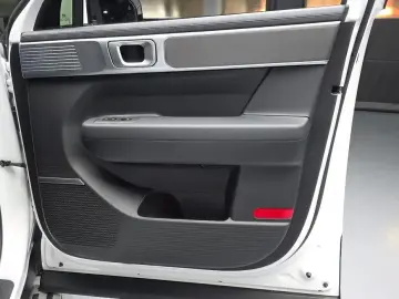 2024 Hyundai Santa Fe с пробегом 9 046 км