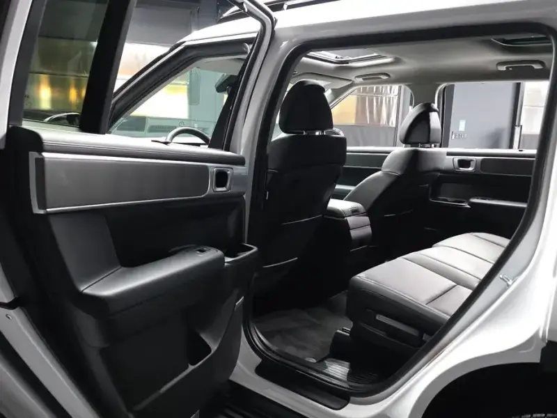 2024 Hyundai Santa Fe с пробегом 9 046 км