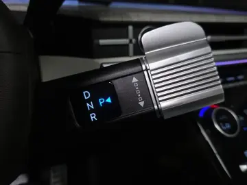 2024 Hyundai Santa Fe с пробегом 32 504 км