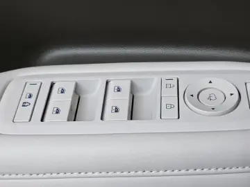 2024 Hyundai Santa Fe с пробегом 32 504 км