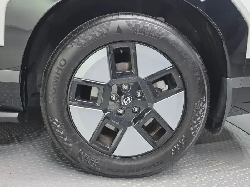 2024 Hyundai Santa Fe с пробегом 32 504 км