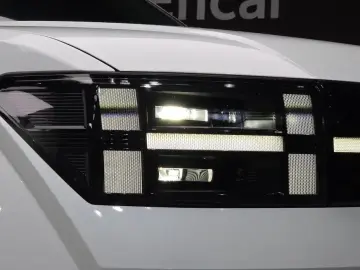 2024 Hyundai Santa Fe с пробегом 32 504 км