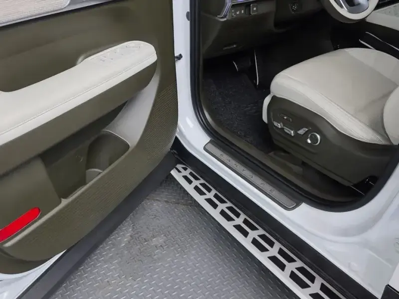 2024 Hyundai Santa Fe с пробегом 32 504 км