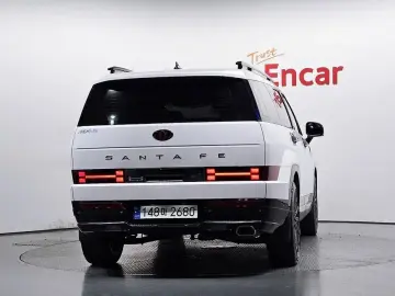 2023 Hyundai Santa Fe с пробегом 14 400 км