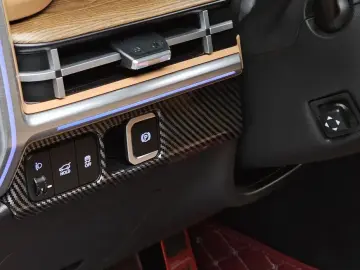 2023 Hyundai Santa Fe с пробегом 14 400 км