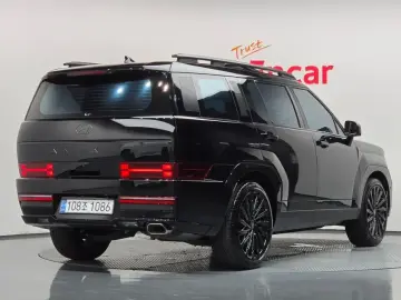 2024 Hyundai Santa Fe с пробегом 10 279 км