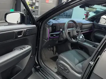 2024 Hyundai Santa Fe с пробегом 10 279 км