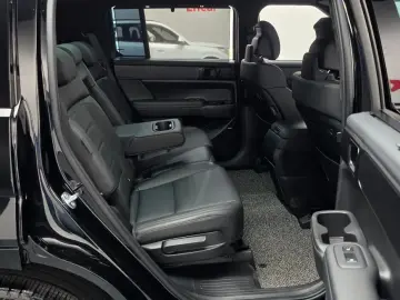 2024 Hyundai Santa Fe с пробегом 10 279 км