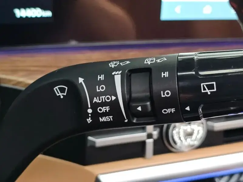 2023 Hyundai Santa Fe с пробегом 14 400 км