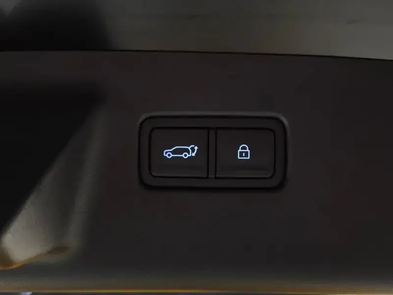 2024 Hyundai Santa Fe с пробегом 10 279 км